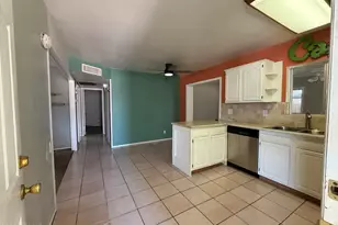 2354 E Betty Elyse Ln, Phoenix, AZ 85022 - Photo 8