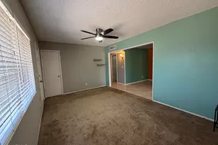 2354 E Betty Elyse Ln, Phoenix, AZ 85022 - Photo 4