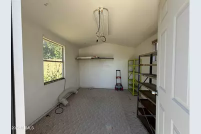 2354 E Betty Elyse Lane, Phoenix, AZ 85022 - Photo 16
