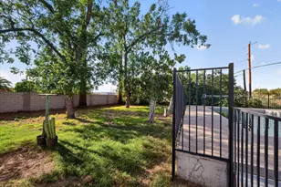 1712 E Whitton Ave, Phoenix, AZ 85016 - Photo 38