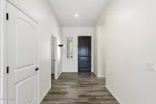 21131 W Morning Vis Dr, Wittmann, AZ 85361 - Photo 4