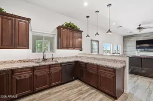 21131 W Morning Vis Dr, Wittmann, AZ 85361 - Photo 10