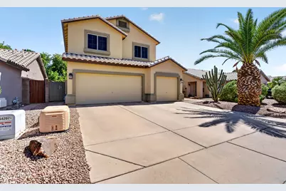 337 E Sherri Drive, Gilbert, AZ 85296 - Photo 2