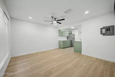 1804 E Concorda Drive #18, Tempe, AZ 85282 - Photo 2
