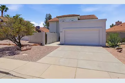 2137 S Catarina Circle, Mesa, AZ 85202 - Photo 2