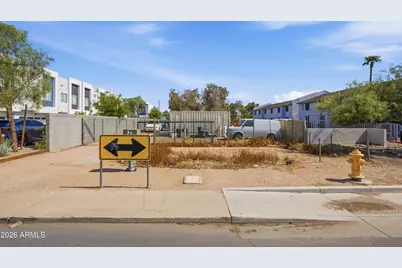 1650 E Monte Vista Road, Phoenix, AZ 85006 - Photo 2