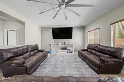29752 W Amelia Avenue, Buckeye, AZ 85396 - Photo 8