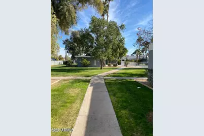 2687 W Ocotillo Road, Phoenix, AZ 85017 - Photo 2
