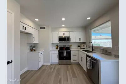 1491 W Mohawk Lane, Phoenix, AZ 85027 - Photo 1