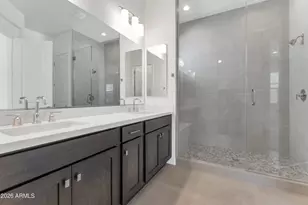 3727 E Fawn Dr, Phoenix, AZ 85042 - Photo 12