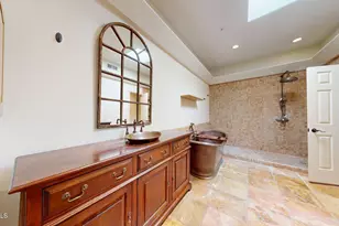 8100 E Camelback Rd, Scottsdale, AZ 85251 - Photo 20