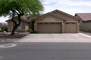 4015 W Menadota Dr, Glendale, AZ 85308 - Photo 1