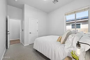 2989 E Comstock Dr, Gilbert, AZ 85296 - Photo 22