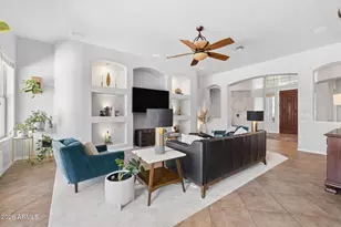 2989 E Comstock Dr, Gilbert, AZ 85296 - Photo 4