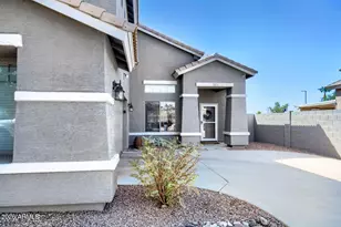 13513 W Rovey Ct, Litchfield Park, AZ 85340 - Photo 4