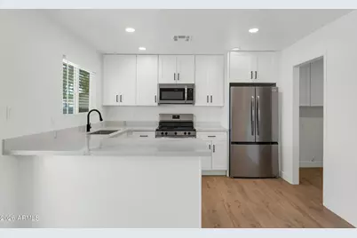 323 W Harvard Avenue, Gilbert, AZ 85233 - Photo 10