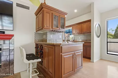 4713 E Monte Way, Phoenix, AZ 85044 - Photo 12