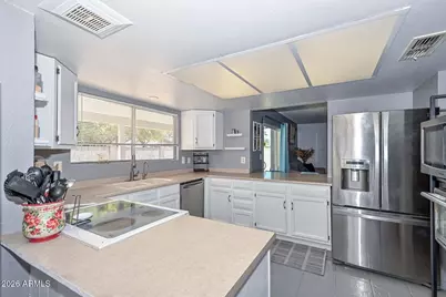 5825 W Crocus Drive, Glendale, AZ 85306 - Photo 4