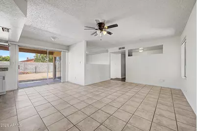 4447 N 77th Drive, Phoenix, AZ 85033 - Photo 8