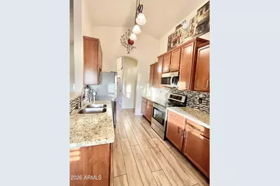 6914 S 22nd Lane, Phoenix, AZ 85041 - Photo 10