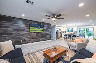 3726 E Winchcomb Dr, Phoenix, AZ 85032 - Photo 2