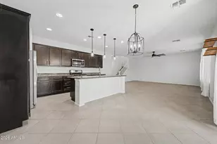 12039 W Tether Trl, Peoria, AZ 85383 - Photo 6
