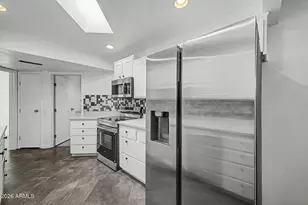 10501 W Pineaire Dr, Sun City, AZ 85351 - Photo 14