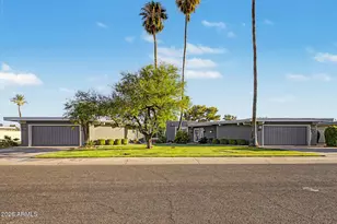 10501 W Pineaire Dr, Sun City, AZ 85351 - Photo 2