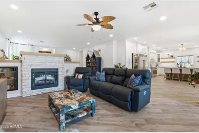 2709 E Tamarisk Street, Gilbert, AZ 85296 - Photo 10