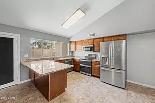 4109 W Aster Dr, Phoenix, AZ 85029 - Photo 12