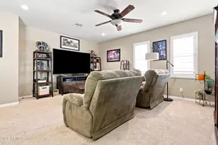 2905 E Meadowview Dr, Gilbert, AZ 85298 - Photo 36