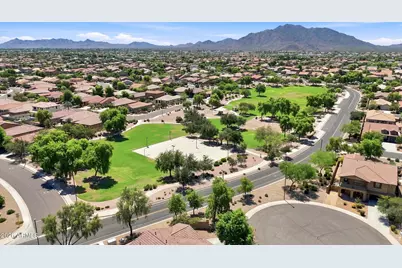 2905 E Meadowview Drive, Gilbert, AZ 85298 - Photo 44