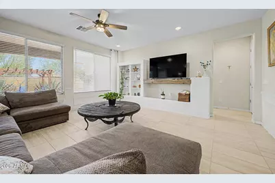 21257 N 260th Drive, Buckeye, AZ 85396 - Photo 6