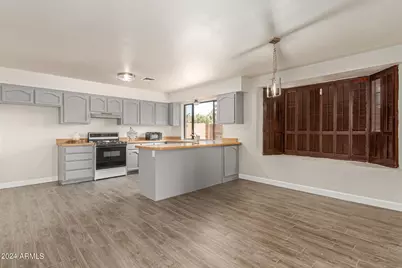9641 N 13th Avenue, Phoenix, AZ 85021 - Photo 10