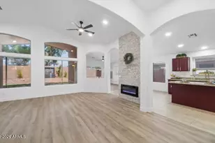 229 N 163rd Dr, Goodyear, AZ 85338 - Photo 8
