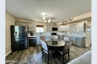 662 N Ironwood Drive, Apache Junction, AZ 85120 - Photo 4