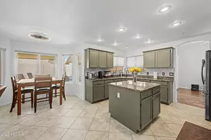 3054 E Cottonwood Ln, Phoenix, AZ 85048 - Photo 6