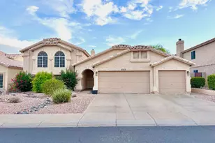 2313 E Rockledge Rd, Phoenix, AZ 85048 - Photo 1