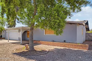 1825 E La Donna Dr, Tempe, AZ 85283 - Photo 4