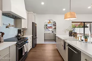 10572 E Bella Vista Dr, Scottsdale, AZ 85258 - Photo 18