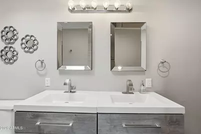 8310 E Devonshire Avenue, Scottsdale, AZ 85251 - Photo 24