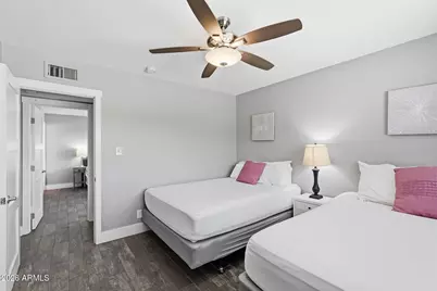 8310 E Devonshire Avenue, Scottsdale, AZ 85251 - Photo 18