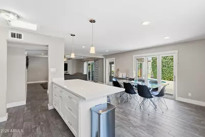 8310 E Devonshire Avenue, Scottsdale, AZ 85251 - Photo 10