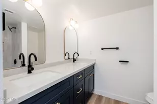 1601 W Sunnyside Dr, Phoenix, AZ 85029 - Photo 26