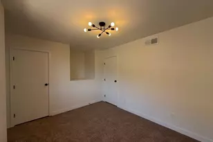 1601 W Sunnyside Dr, Phoenix, AZ 85029 - Photo 34