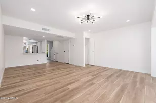 1601 W Sunnyside Dr, Phoenix, AZ 85029 - Photo 10