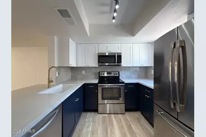1601 W Sunnyside Drive #121, Phoenix, AZ 85029 - Photo 6