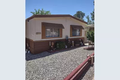 311 Lampliter Village, Clarkdale, AZ 86324 - Photo 2