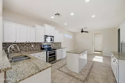 3353 E Canyon Way, Chandler, AZ 85249 - Photo 14