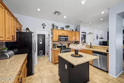 1309 E Daisy Way, San Tan Valley, AZ 85143 - Photo 8